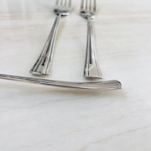 INTERNATIONAL Silver INS330 Stainless 18/10 Flatware Salad Forks 3pc - Picture 3 of 9